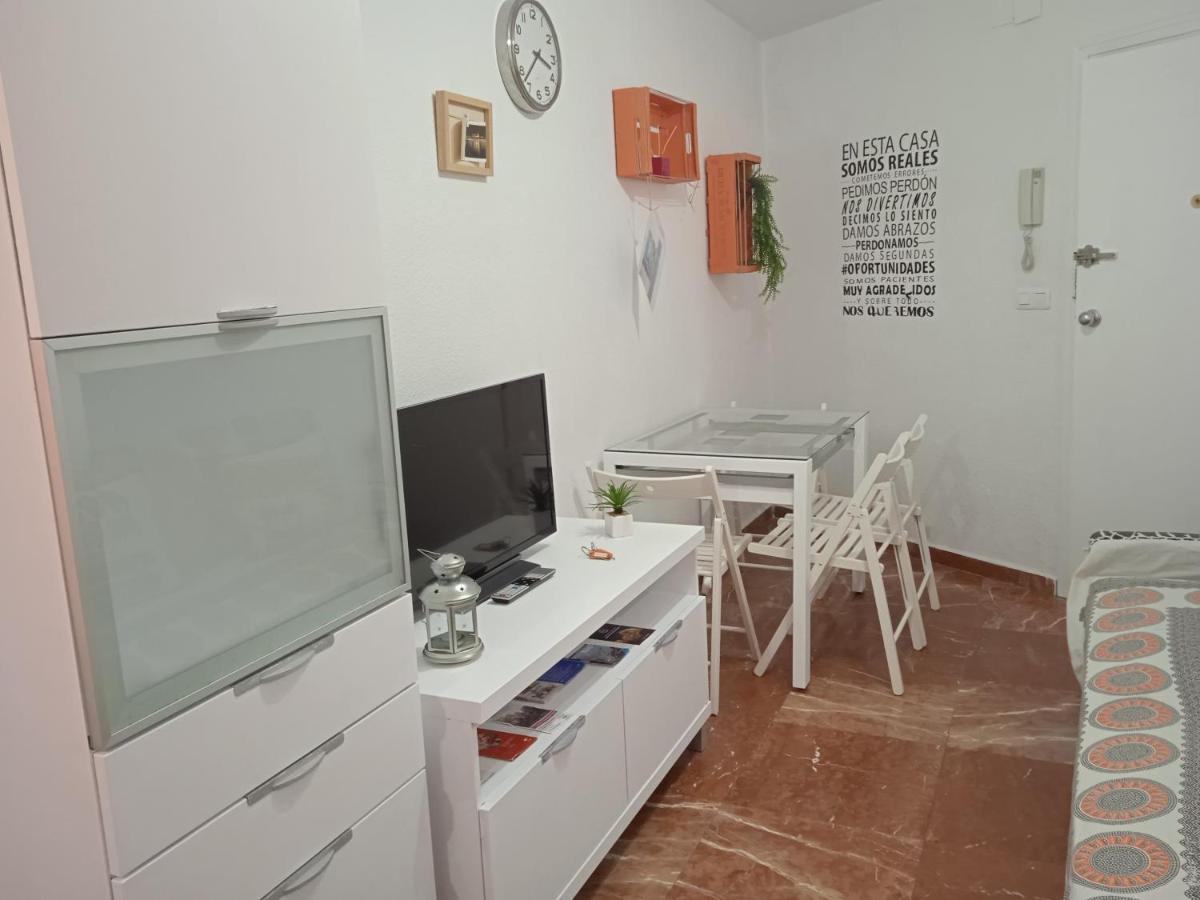 Appartamento Apartamento Con Encanto 'Larios Studio' Málaga Esterno foto