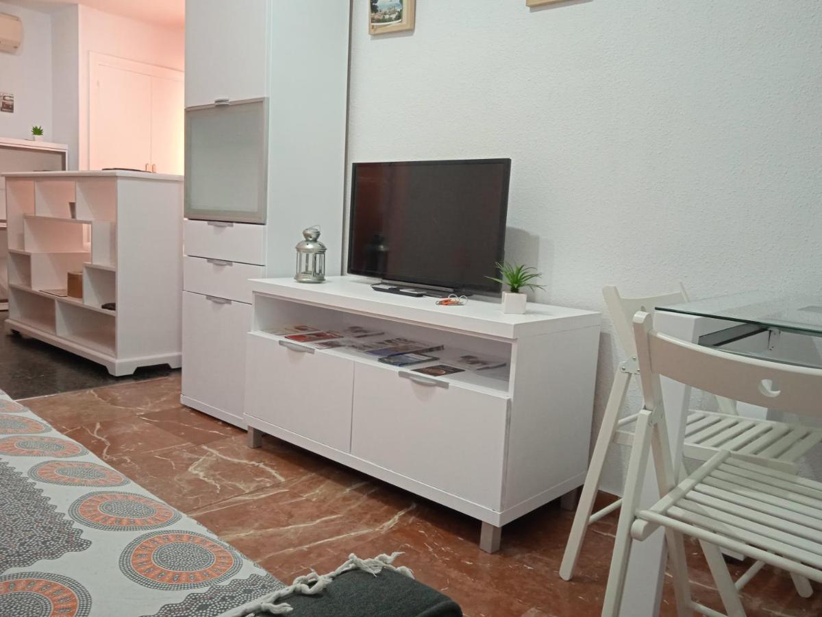 Appartamento Apartamento Con Encanto 'Larios Studio' Málaga Esterno foto