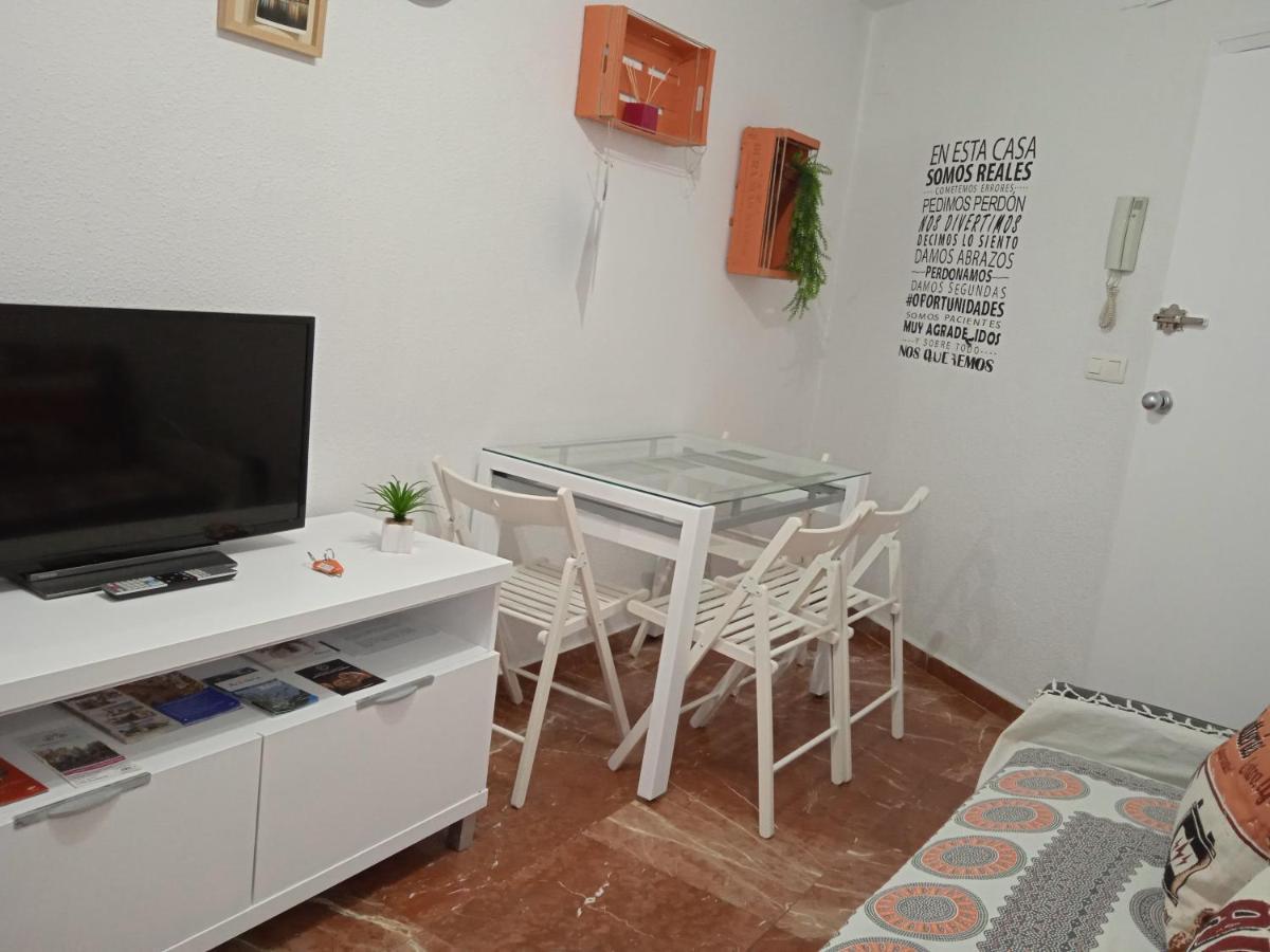 Appartamento Apartamento Con Encanto 'Larios Studio' Málaga Esterno foto