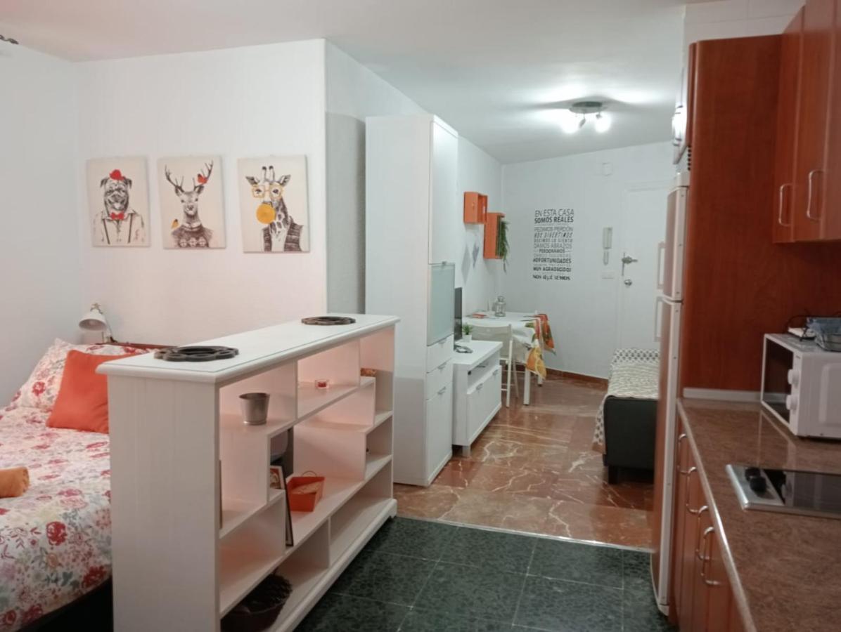 Appartamento Apartamento Con Encanto 'Larios Studio' Málaga Esterno foto